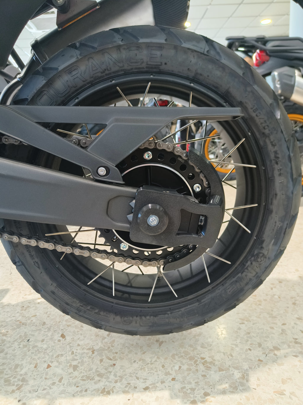 Cubre Cadenas Voge 625 DSX