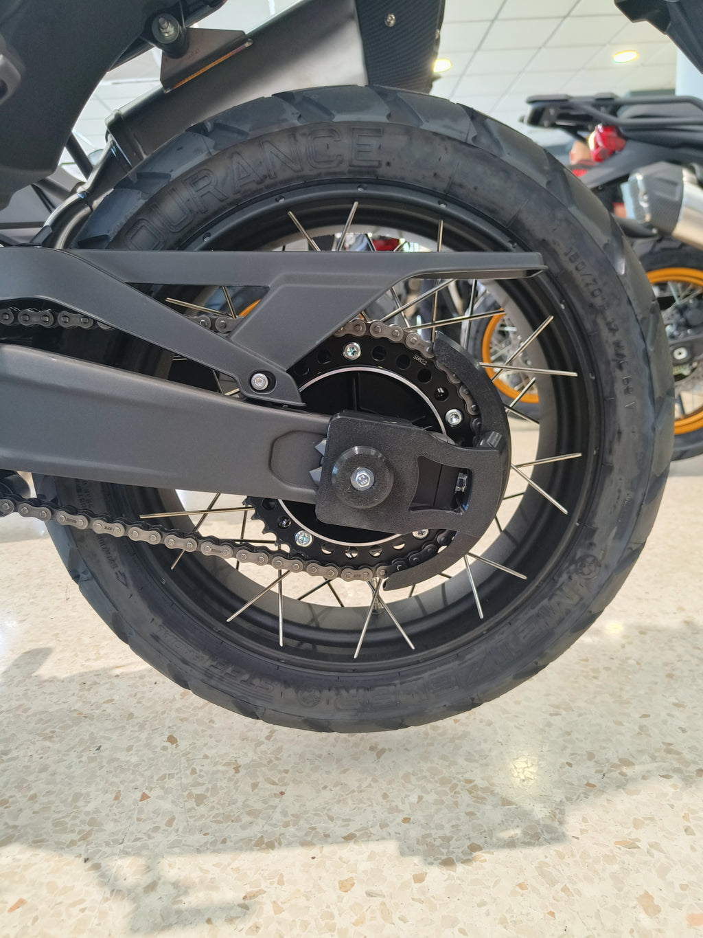 Cubre Cadenas Voge 625 DSX