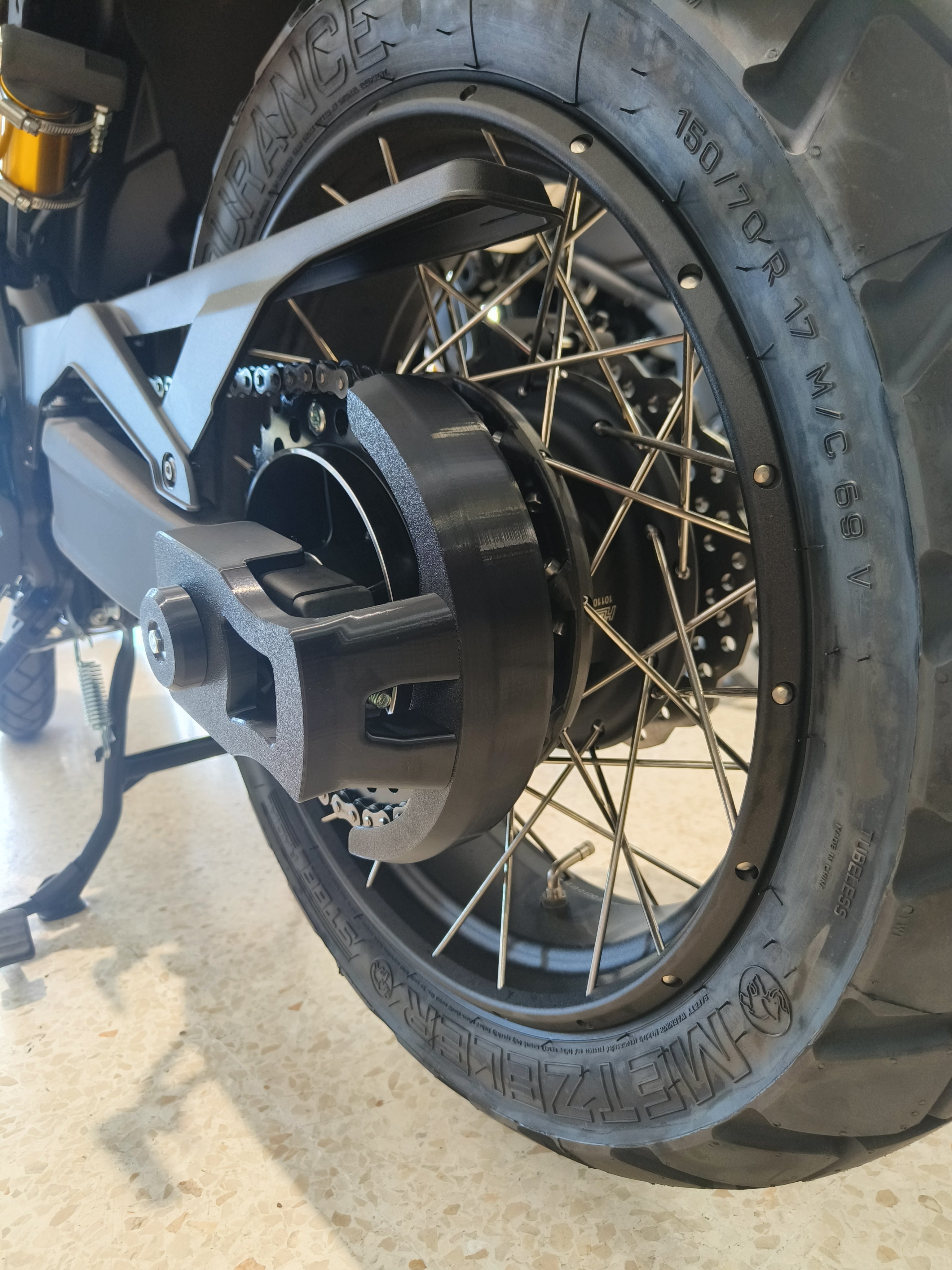 Cubre Cadenas Voge 625 DSX