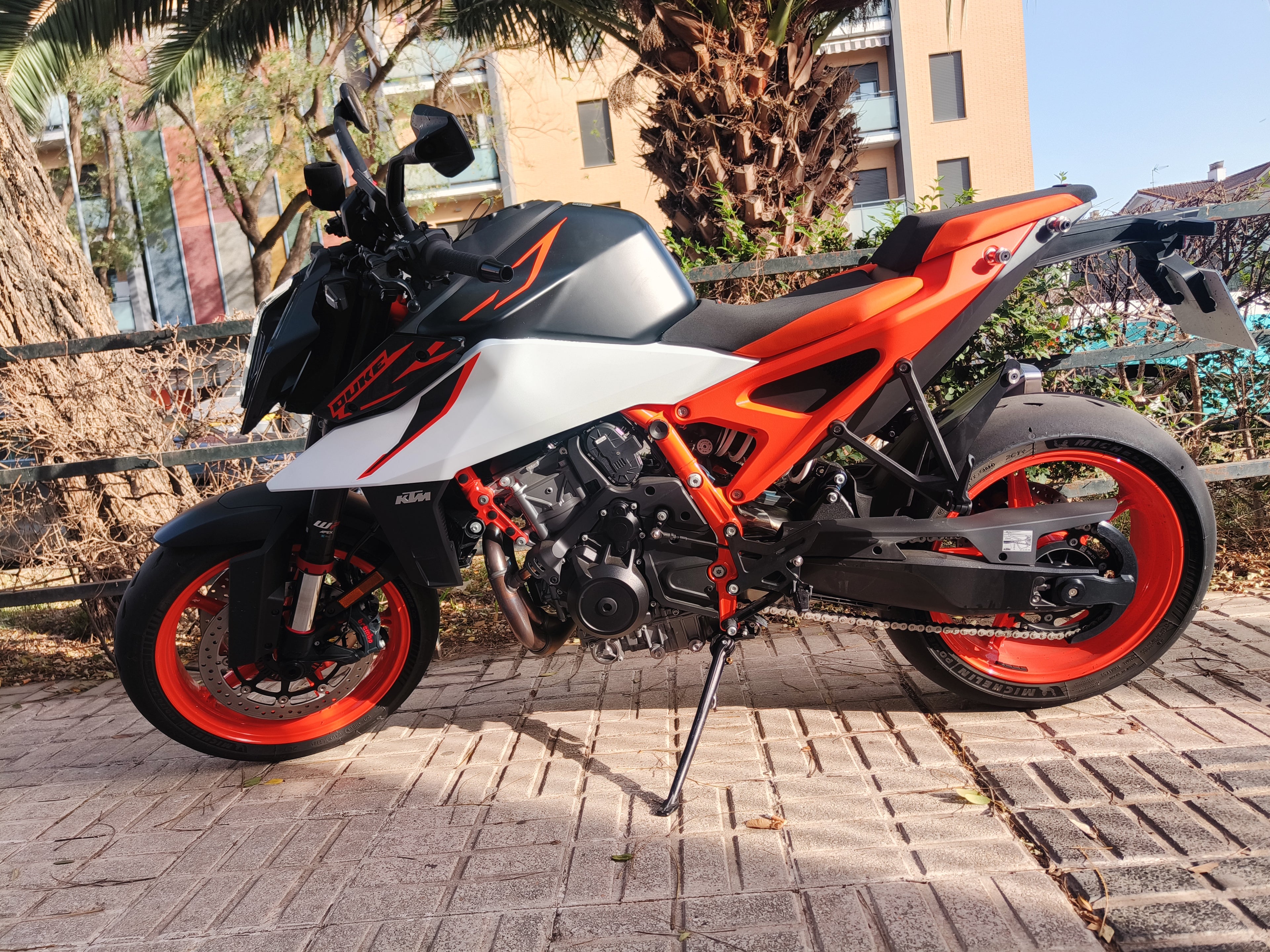 Cubre Cadenas KTM 990 R