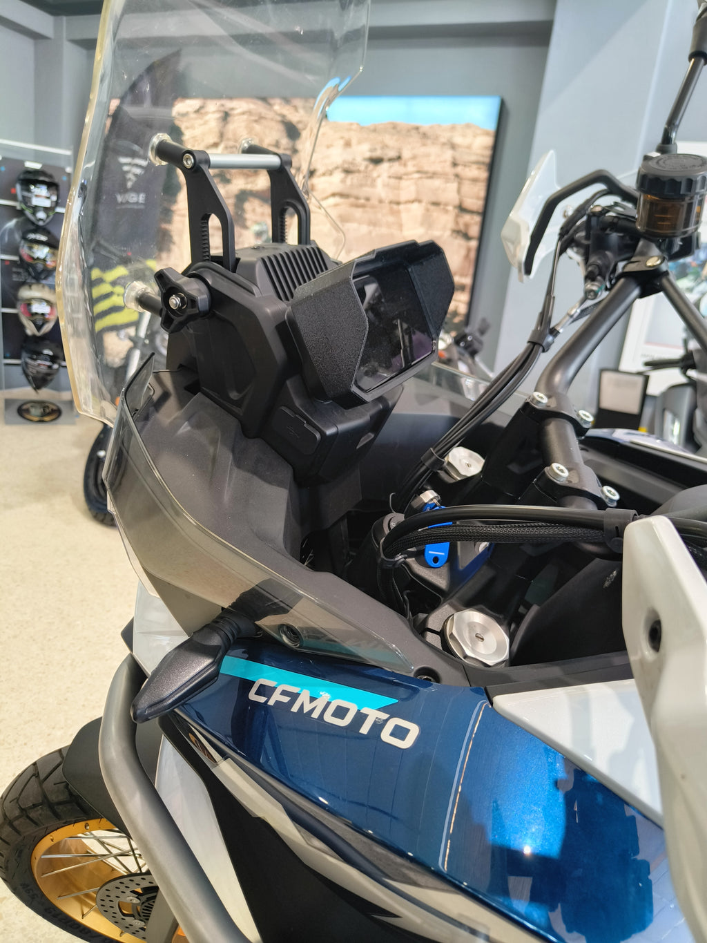 Visera Solar CF Moto 700 MT