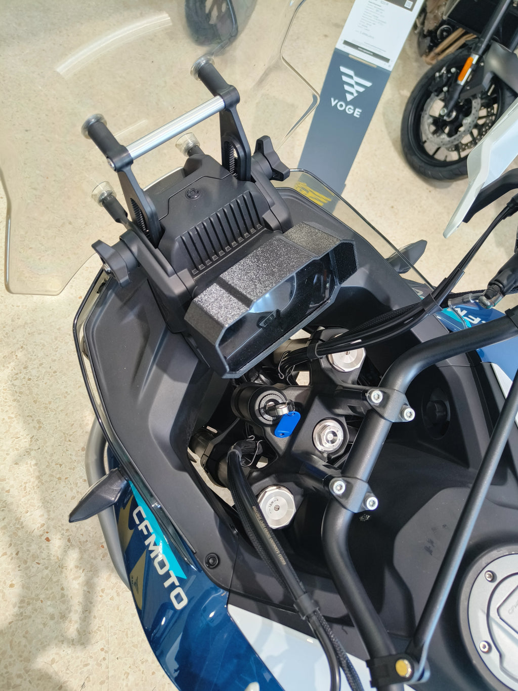 Visera Solar CF Moto 700 MT