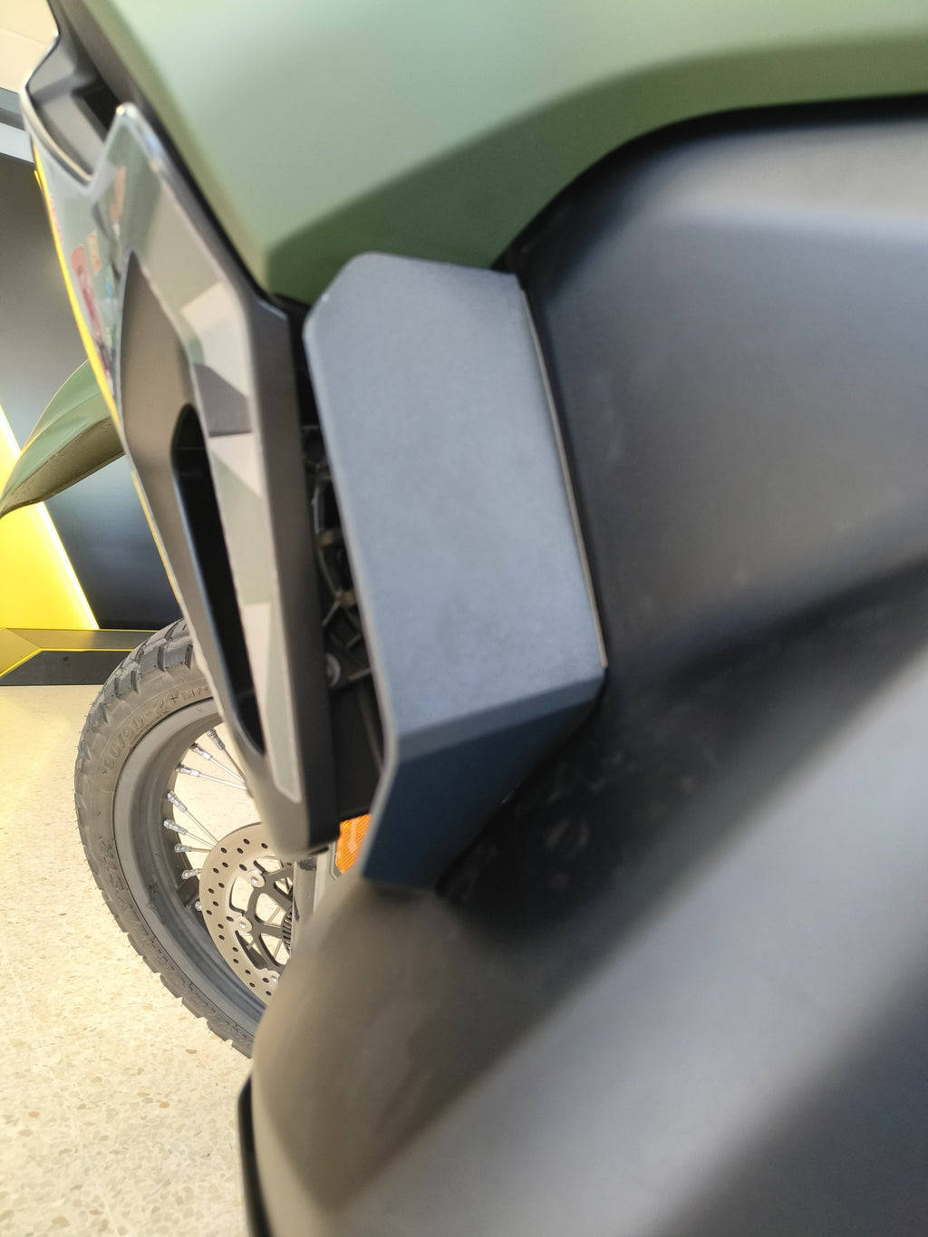 Deflector aire caliente CF Moto 800 MTx / 1000 MTx