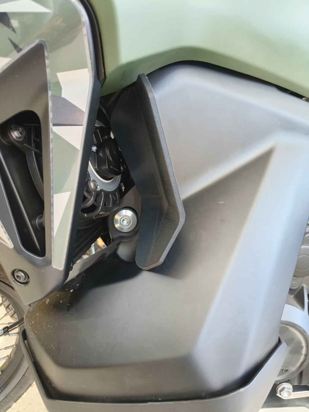 Deflector aire caliente CF Moto 800 MTx / 1000 MTx