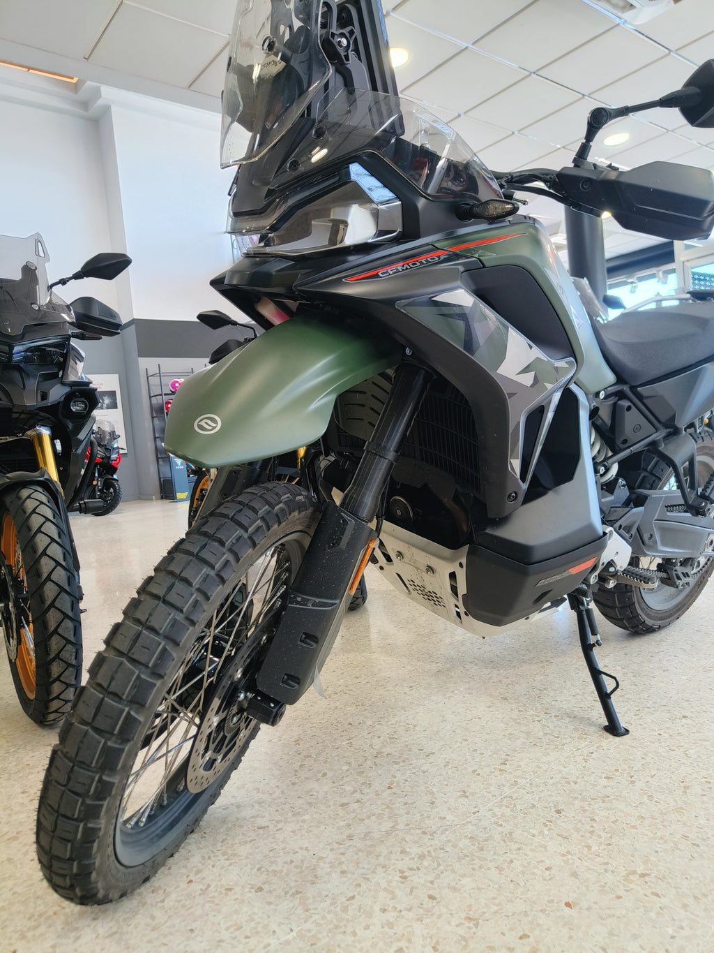 Deflector aire caliente CF Moto 800 MTx / 1000 MTx