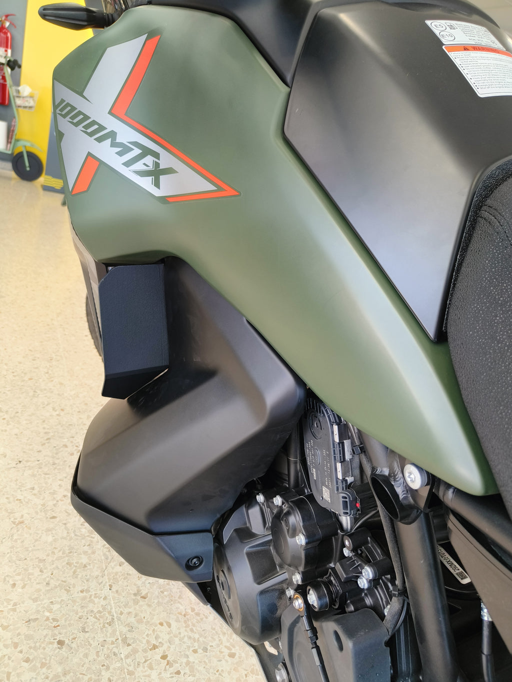 Deflector aire caliente CF Moto 800 MTx / 1000 MTx
